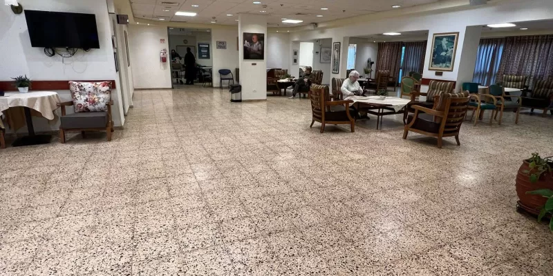 בית בלב כפר סבא לובי