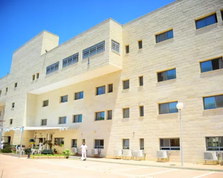 בית אבות בג'לג'וליה - אור להורים