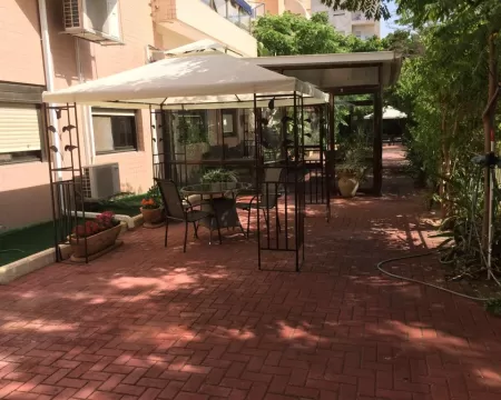 בית בכפר בכפר סבא- בית אור